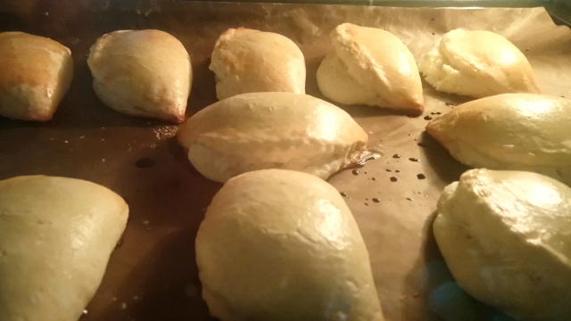 вке 15 минут, потом убавляем температуру до 180 градусов и печем еще 10 минут.