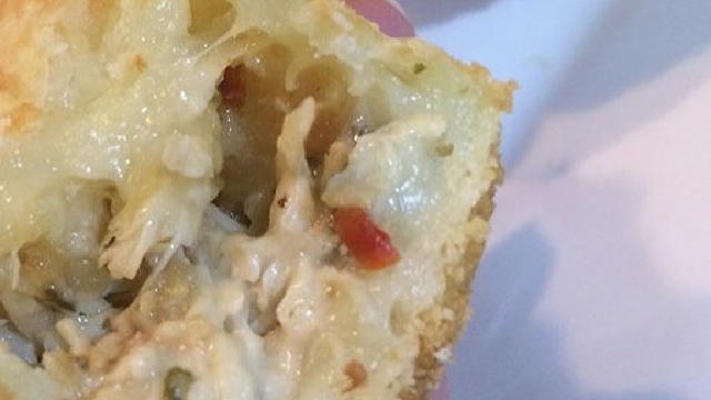 e cubra , leve ao forno pre aquecido até dourar