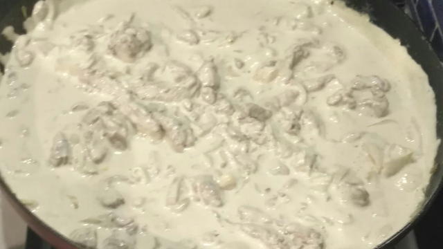  pochi minuti. Infine impiattare con un po' di riso bianco o del purè